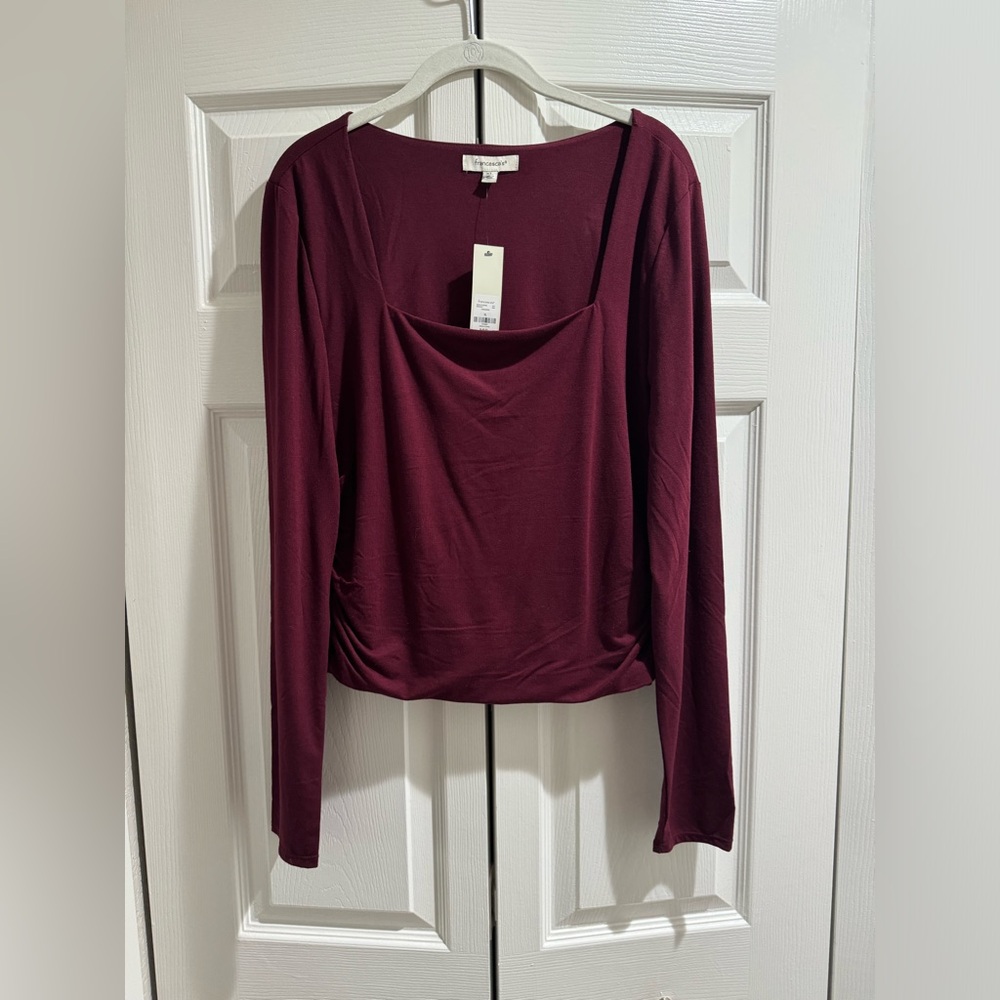 Francesca's Collections Long-Sleeve Scoop Neck Top in Burgundy